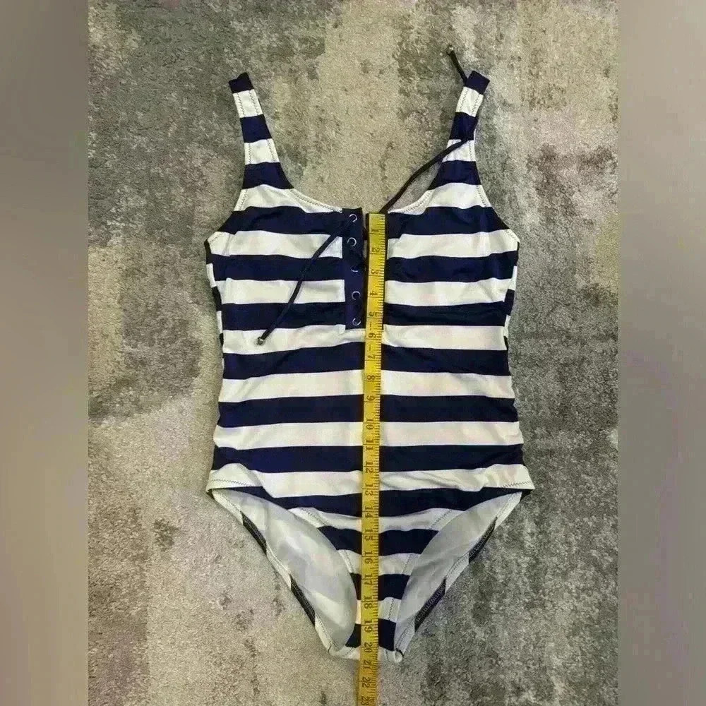 Women’s Navy Blue Mossimo One Piece Bathing Suit - Picture 7 of 7